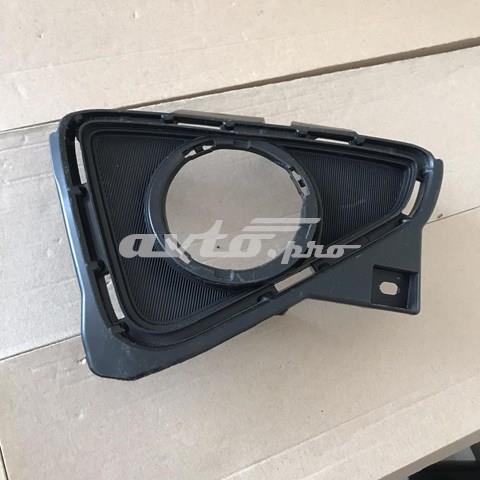 Rejilla de ventilación, parachoques trasero, izquierda TOYOTA 5204042060