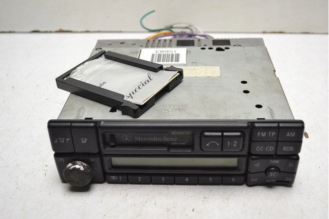 0038208286 Mercedes radio am/fm