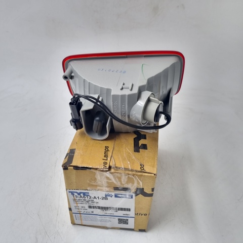 Luz antiniebla trasera izquierda 19A612A12B TYC