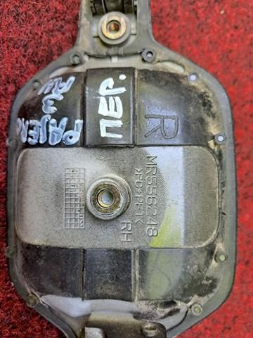 Manecilla de puerta exterior delantero derecha Mitsubishi MR556248