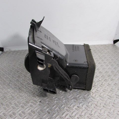 Rejilla de ventilación izquierda del salpicadero Mercedes A9068300054 precio, desde 70,25 EUR