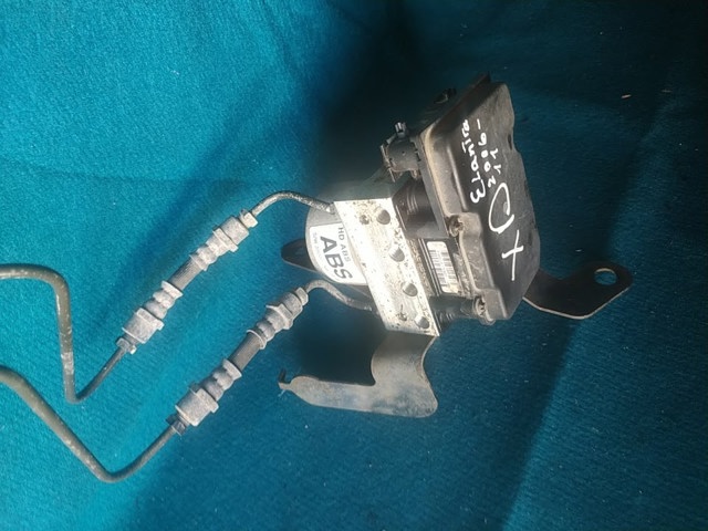 589202H300 Hyundai/Kia Unidad de control ABS hidráulico