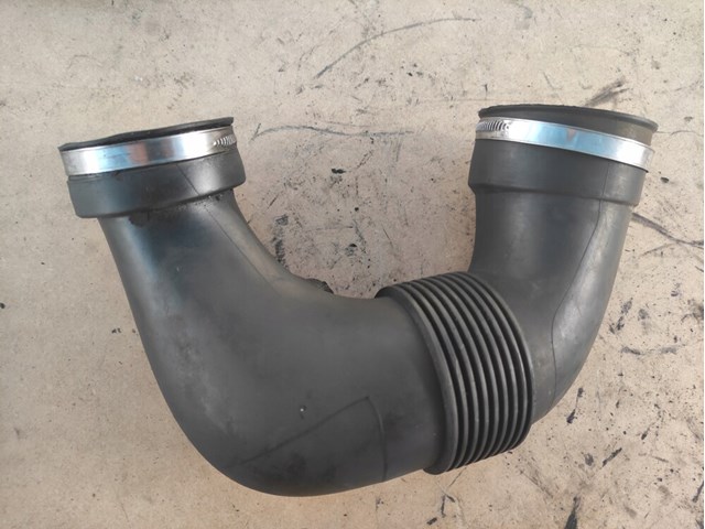 6120940708 Mercedes tubo flexible de aspiración, salida del filtro de aire