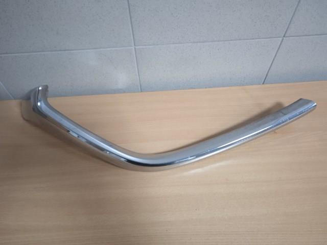 Moldura derecha de la parrilla del radiador Mazda BANE507J1 precio, desde 22,19 EUR