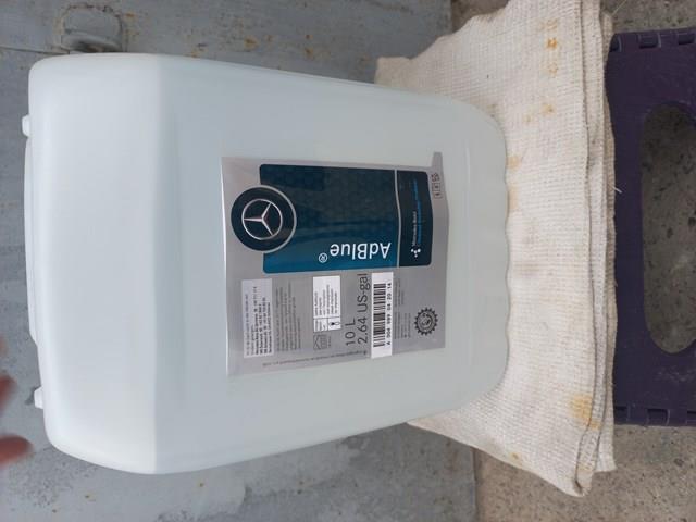 AdBlue, urea Mercedes 004989042014 precio, desde 27,46 EUR