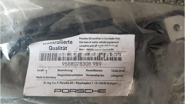 95B802830B9B9 Porsche