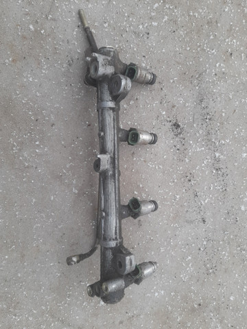 2381474110 Toyota rampa de inyectores
