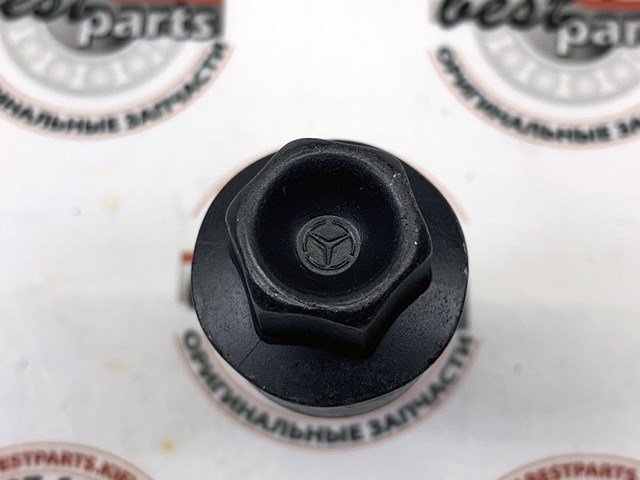 A0009904818 Mercedes 
