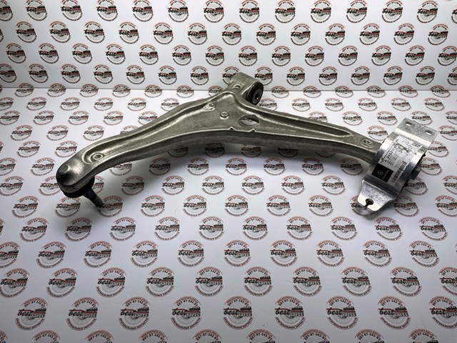 Comprar A2473308802 Mercedes Brazo inferior derecho de la suspensión delantera