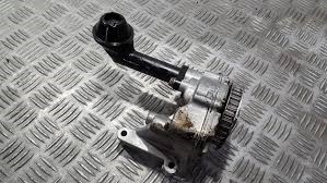Bomba de aceite del motor VAG 03L115105C