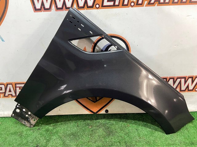 Comprar LR061823 Land Rover Aleta