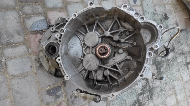 Caja de cambios manual Volvo 1023705