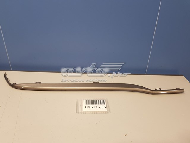 7187486R100BK Suzuki Moldura de parachoques trasero izquierdo