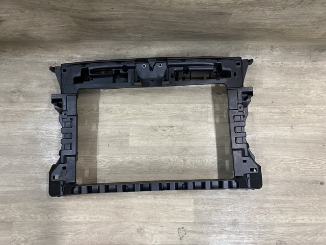 Panel de soporte del radiador y montaje de faros Polcar 956304 precio, desde 73,77 EUR