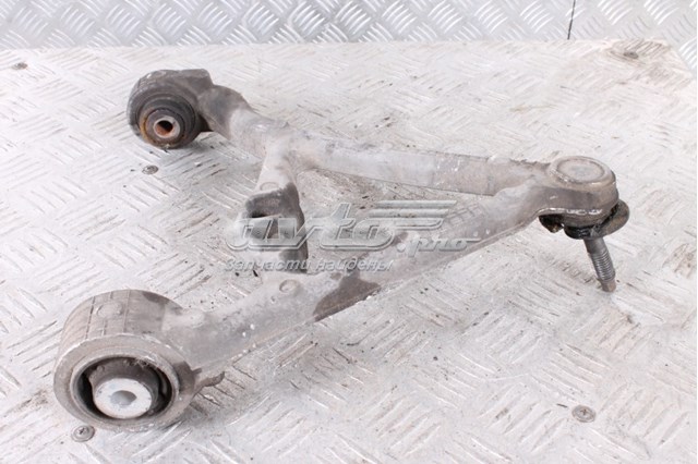 Brazo superior izquierdo de la suspensión trasera Jaguar C2Z31679 precio, desde 95,73 EUR