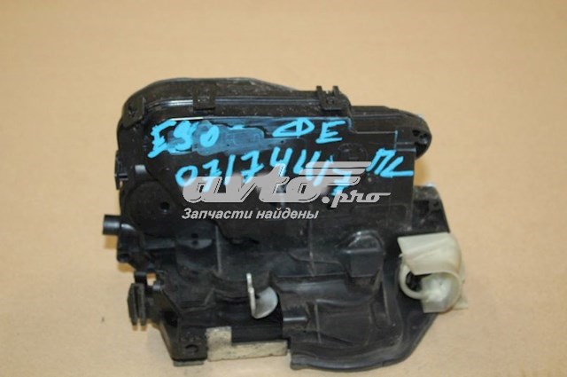 51217059967 BMW cerradura de puerta delantera izquierda