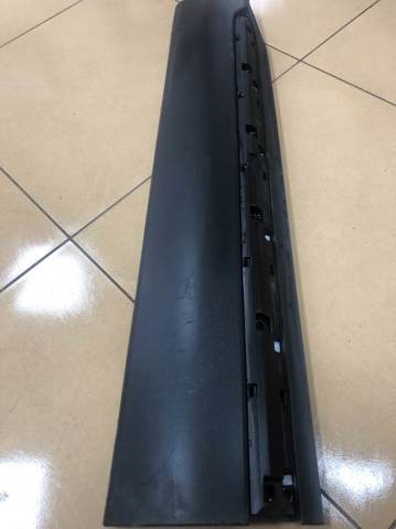 Moldura de puerta delantera izquierda Hyundai/Kia 87721S1200SCR precio, desde 189,70 EUR
