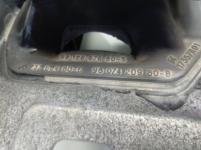 Soporte superior izquierdo del motor Peugeot/Citroen 9812667680