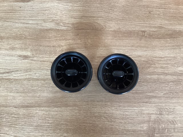 Rejilla de ventilación izquierda del salpicadero Mercedes A9108303201 precio, desde 71,15 EUR