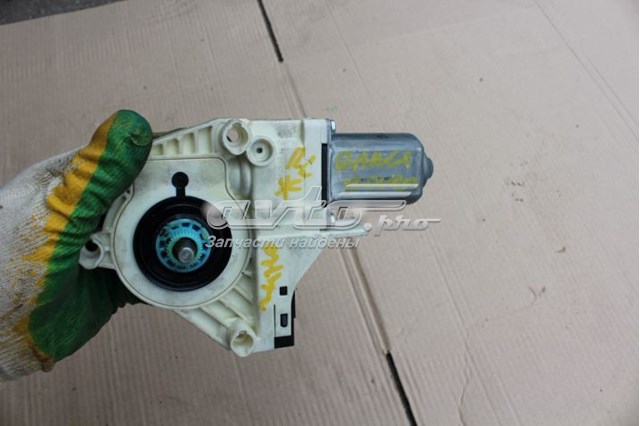 Motor eléctrico, elevalunas, puerta delantera izquierda Land Rover Discovery 4 (L319)