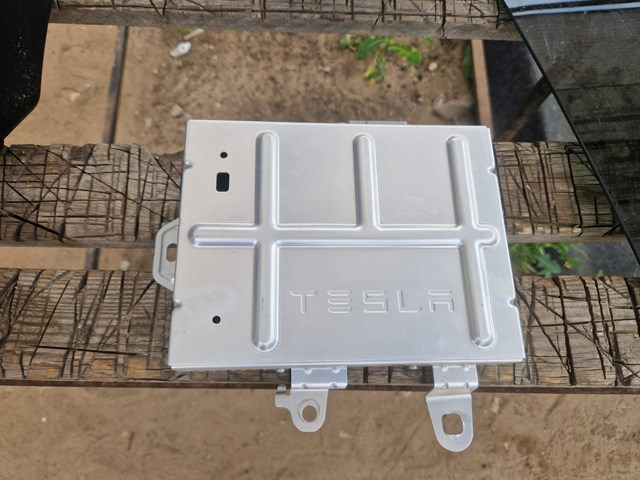  Tesla 150715201B precio, desde 270,07 EUR