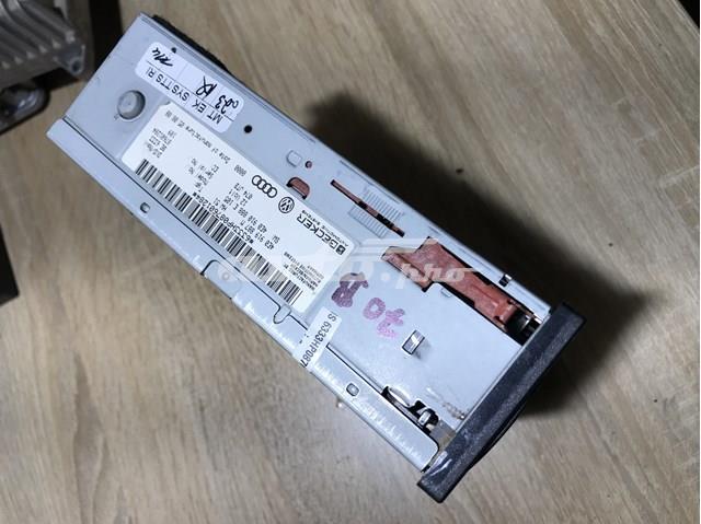 Unidad de control de navegación VAG 4E0919887M precio, desde 81,31 EUR