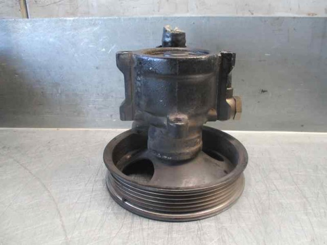 Comprar 26016947 Volvo Bomba servodireccion