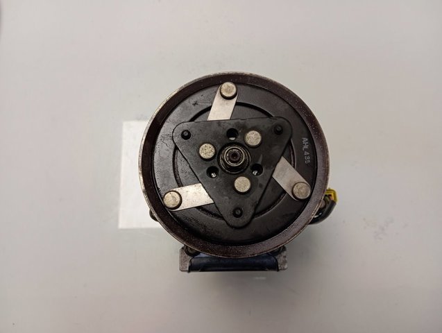 Embrague del compresor del aire acondicionado Peugeot/Citroen 9825868180