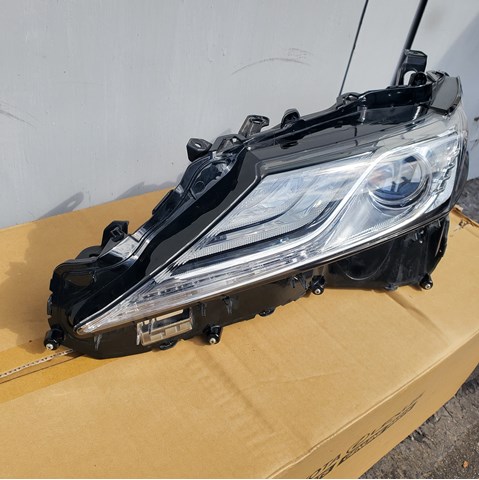 8118533D71 Toyota Faros