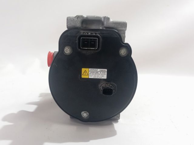 Compresor de aire acondicionado 36013037 Volvo