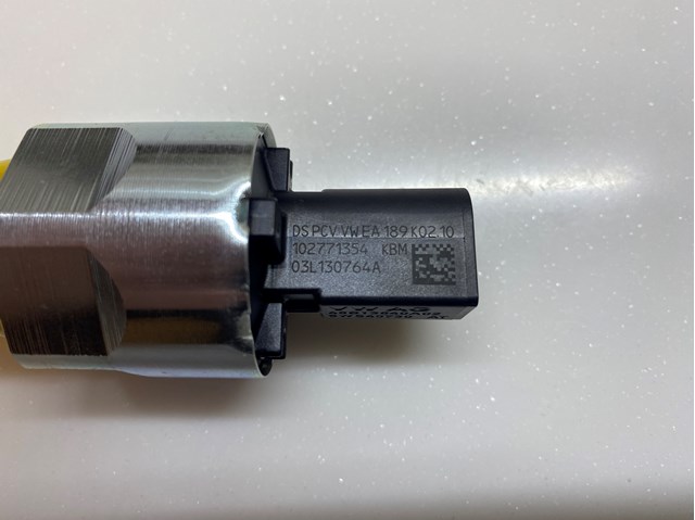 Regulador de presión de combustible Continental/Siemens 5WS40730 precio, desde 268,70 EUR