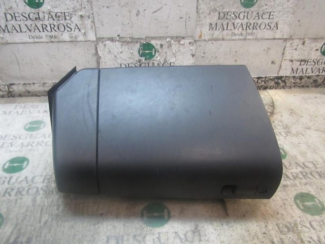 Guantera para Mazda 3  BK