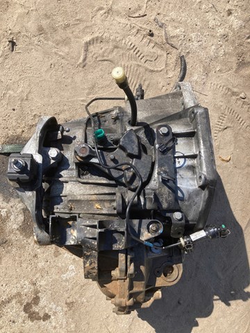 Caja de cambios manual Renault (RVI) PF6050