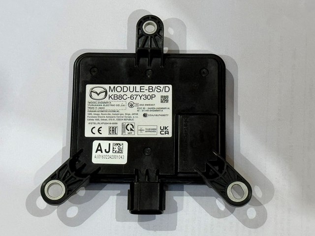 Comprar KB8C67Y30P Mazda 