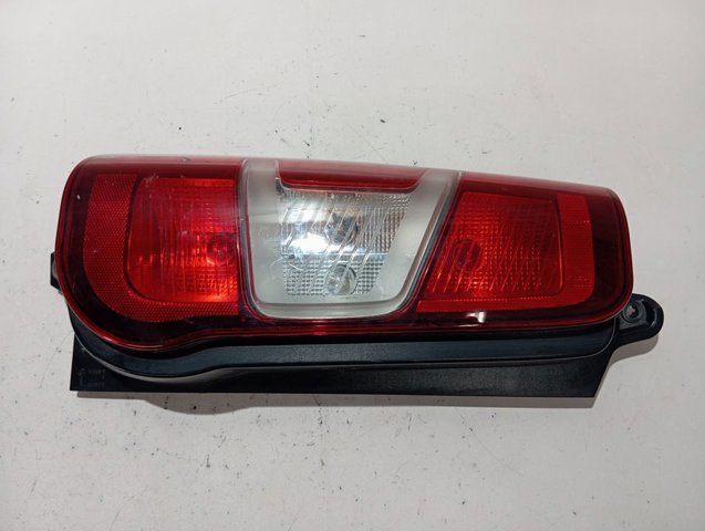 Piloto trasero izquierdo Opel 9819235880 precio, desde 112,58 EUR