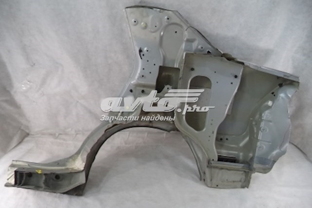 6411155GV0P31 Suzuki guardabarros trasero derecho