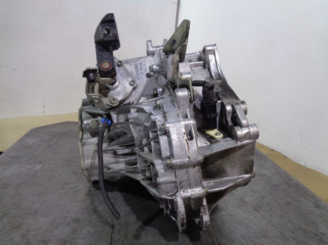 Caja de cambios manual Opel 96420073