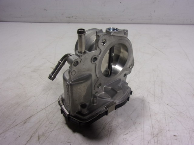 Cuerpo de aceleración completo Toyota 22030F3030 precio, desde 640,33 EUR