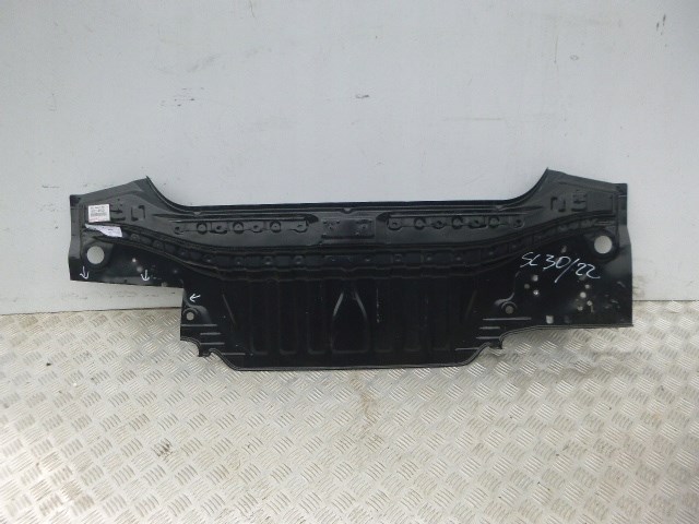 5830733180 Toyota panel trasero de maletero