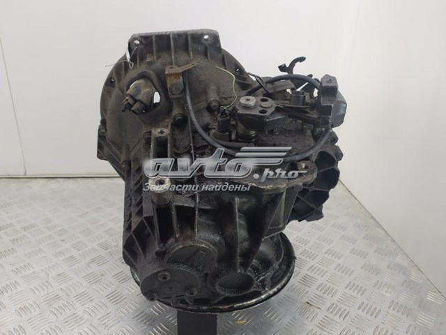 2T1R7002BH Ford caja de cambios mecánica, completa