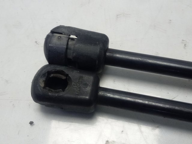 Muelle neumático, tapa delantera Land Rover BJ3216C826AA precio, desde 16,06 EUR