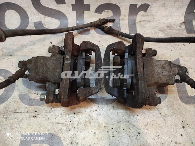 478300E010 Toyota pinza de freno trasero derecho