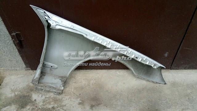 2118800718 Mercedes guardabarros delantero izquierdo