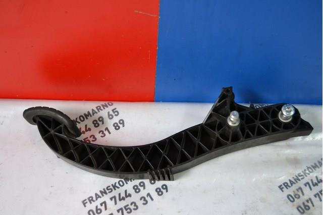 Comprar 8200590247 Renault (RVI) Pedal embrague