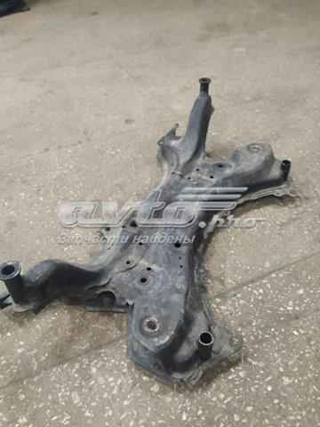 5120178010 Toyota Subchasis delantero