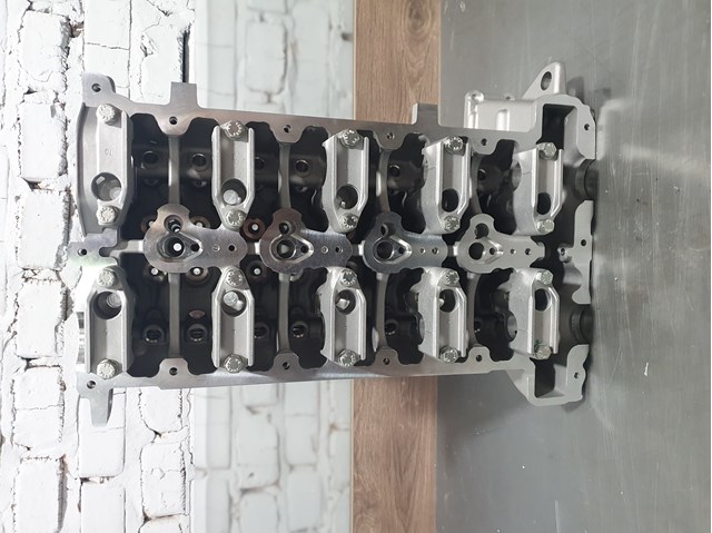 Culata de motor Ssang Yong 6640160001