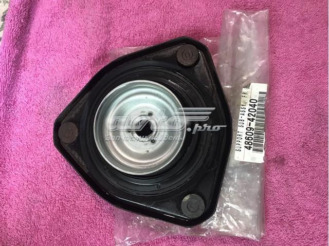 4860942040 Toyota soporte amortiguador delantero