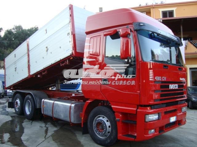 98438466 Iveco estribo derecho