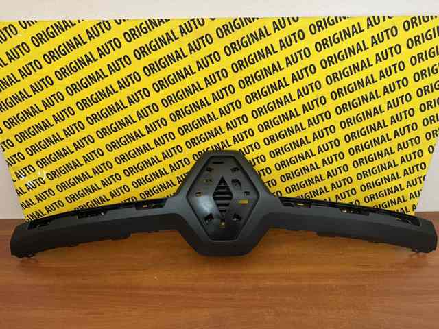 Moldura de rejilla del radiador Renault (RVI) 623823514R