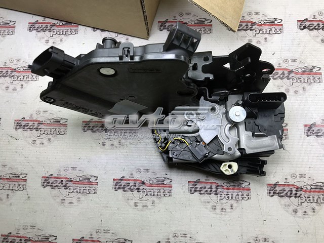 LR078731 Land Rover Cerradura de puerta